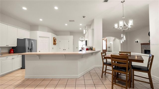 318 HAMILTON SHORES DRIVE NE, Winter Haven, FL 33881