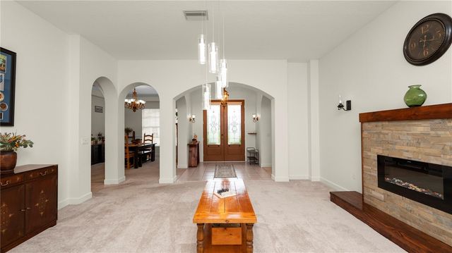 318 HAMILTON SHORES DRIVE NE, Winter Haven, FL 33881