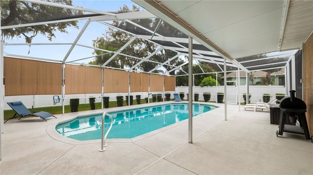 318 HAMILTON SHORES DRIVE NE, Winter Haven, FL 33881