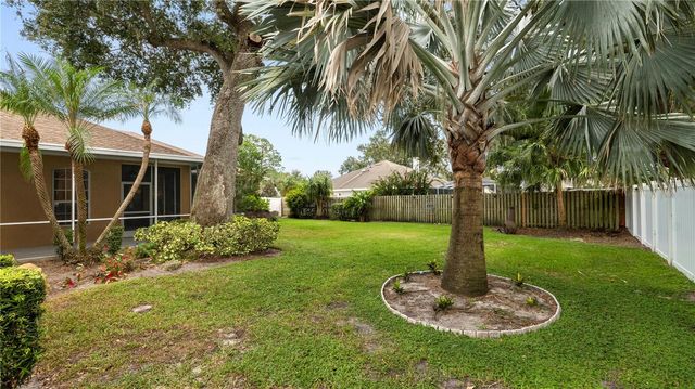 318 HAMILTON SHORES DRIVE NE, Winter Haven, FL 33881
