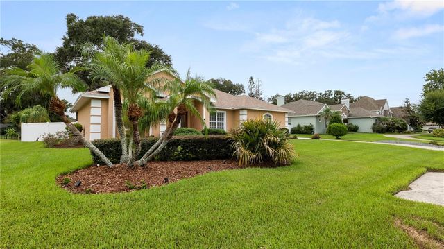 318 HAMILTON SHORES DRIVE NE, Winter Haven, FL 33881