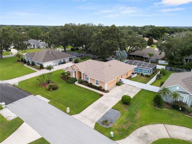 318 HAMILTON SHORES DRIVE NE, Winter Haven, FL 33881