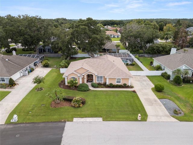 318 HAMILTON SHORES DRIVE NE, Winter Haven, FL 33881