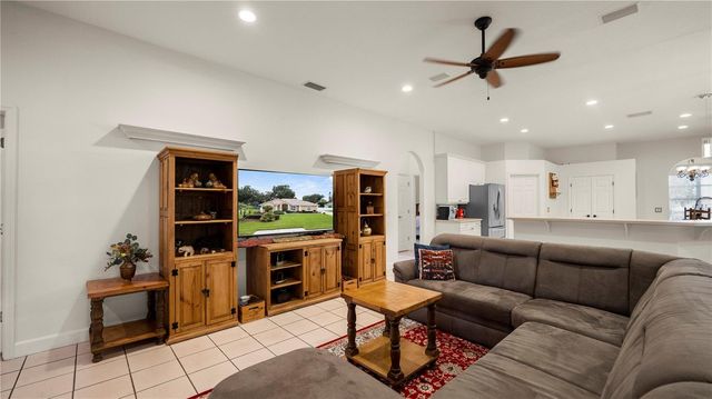 318 HAMILTON SHORES DRIVE NE, Winter Haven, FL 33881