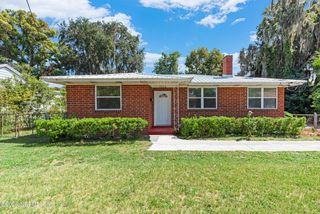 7115 LUCKY Drive W, Jacksonville, FL 32208