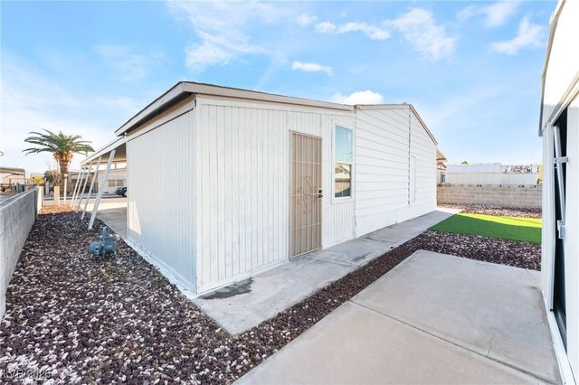 3361 Gulf Shores Drive, Las Vegas, NV 89122