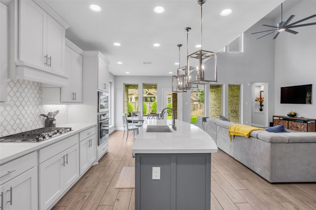 149 S Carson Cub Court, Montgomery, TX 77316
