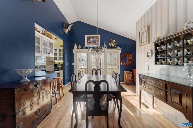 669 JAMES RIVER RD, Scottsville, VA 24590