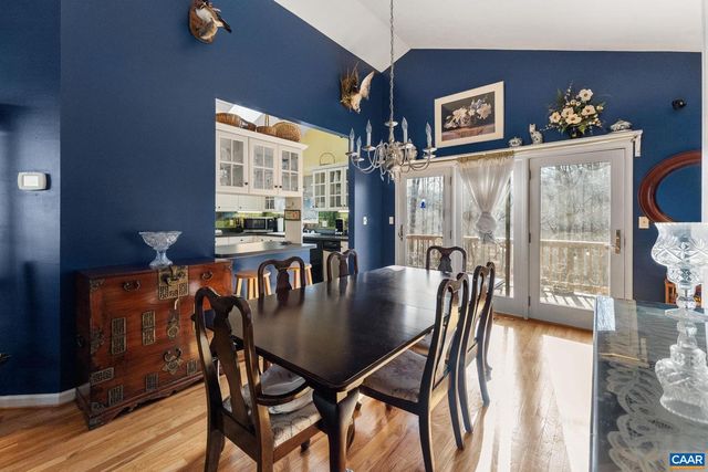 669 JAMES RIVER RD, Scottsville, VA 24590