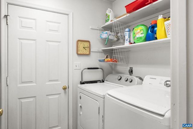 669 JAMES RIVER RD, Scottsville, VA 24590