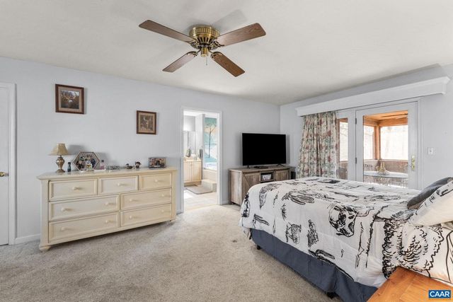 669 JAMES RIVER RD, Scottsville, VA 24590