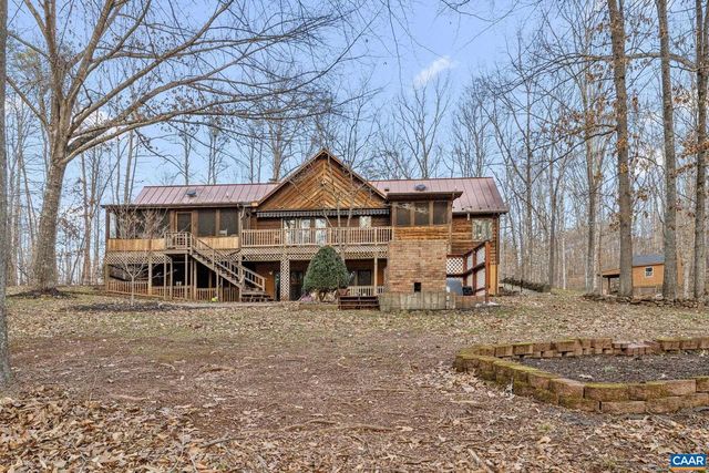 669 JAMES RIVER RD, Scottsville, VA 24590