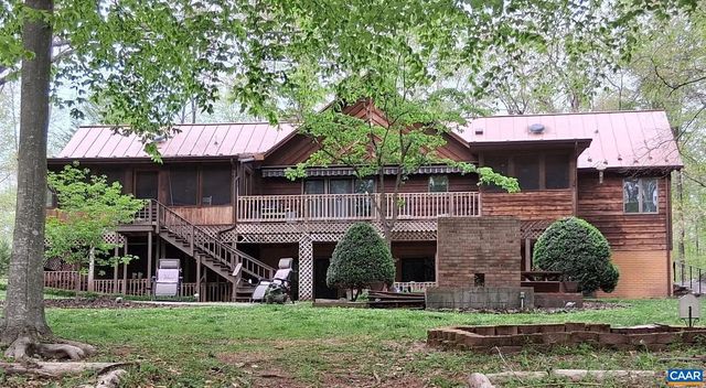 669 JAMES RIVER RD, Scottsville, VA 24590