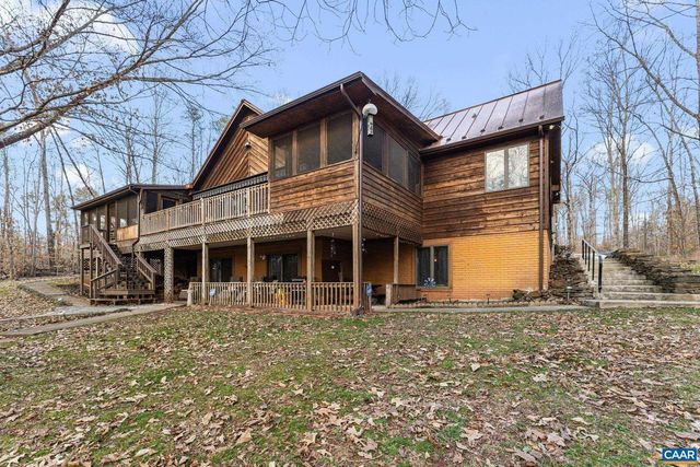 669 JAMES RIVER RD, Scottsville, VA 24590