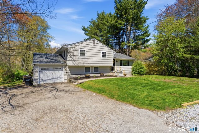523 Essex Road, Westbrook, CT 06498