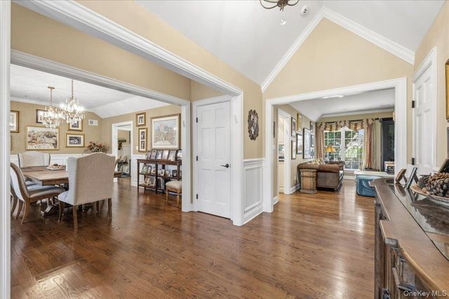 2 Memas Court, Dix Hills, NY 11746