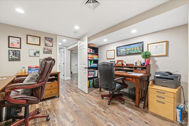 2 Memas Court, Dix Hills, NY 11746