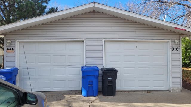 914-916 32nd Street N, Fargo, ND 58102