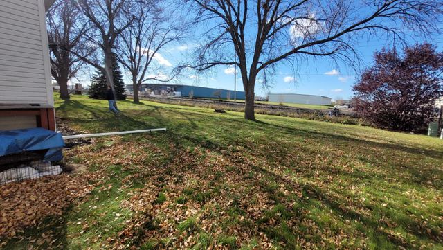 914-916 32nd Street N, Fargo, ND 58102