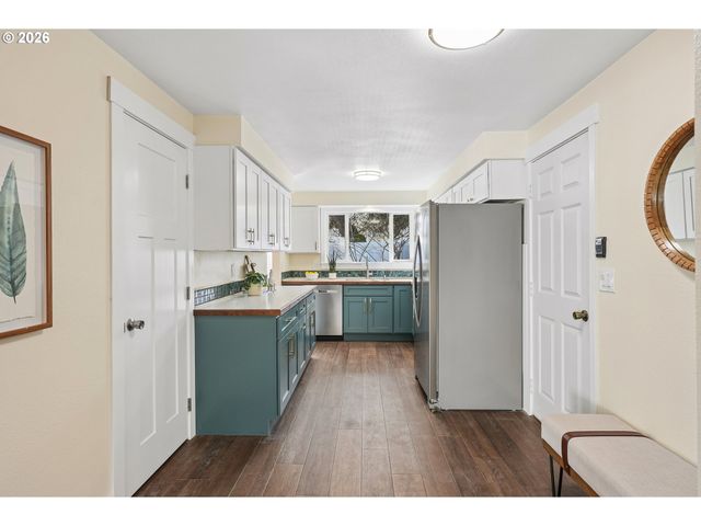 13410 Se MCGILLIVRAY Blvd, Vancouver, WA 98683