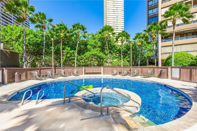 583 Kamoku Street PH7, Honolulu, HI 96826