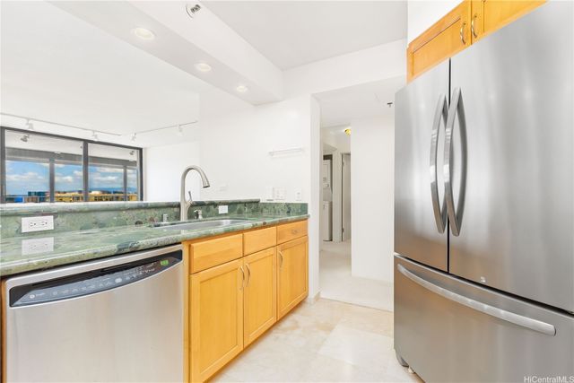 583 Kamoku Street PH7, Honolulu, HI 96826