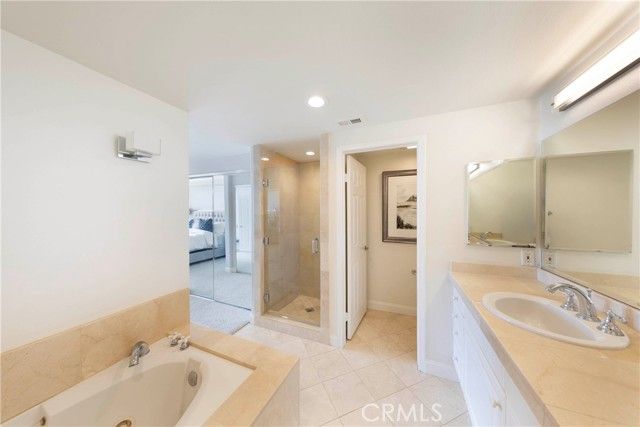 1500 E OCEAN Boulevard 206, Long Beach, CA 90802