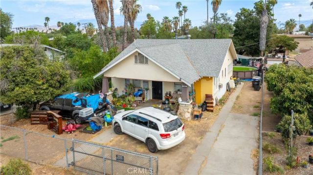1809 7th St, Riverside, CA 92507