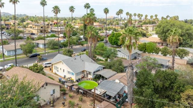 1809 7th St, Riverside, CA 92507