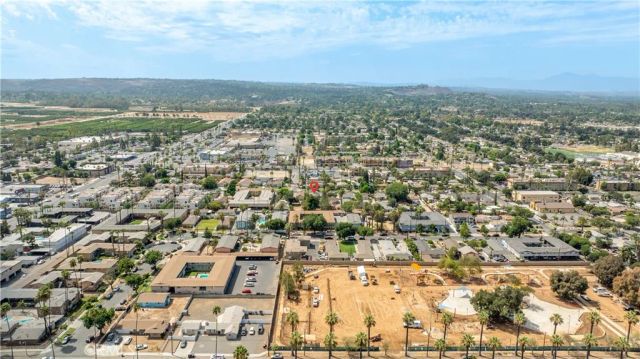 1809 7th St, Riverside, CA 92507
