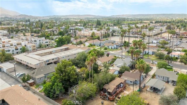 1809 7th St, Riverside, CA 92507