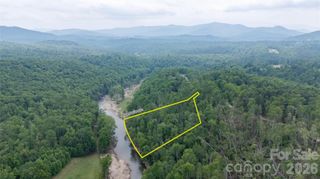 000 Vaughn Road, Spruce Pine, NC 28777