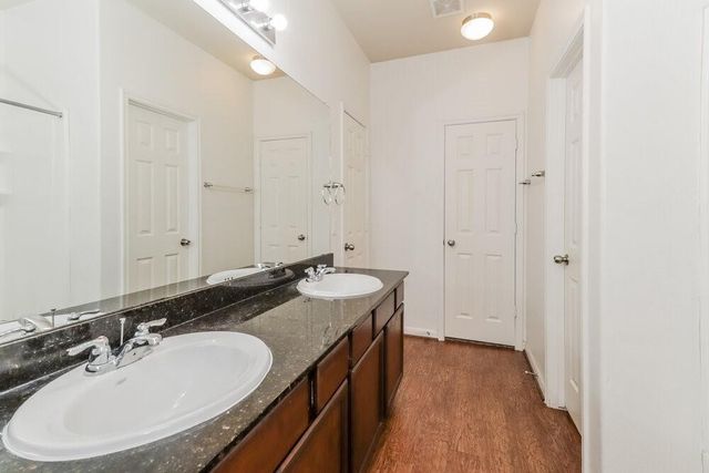9446 Green Mills Drive, Houston, TX 77070