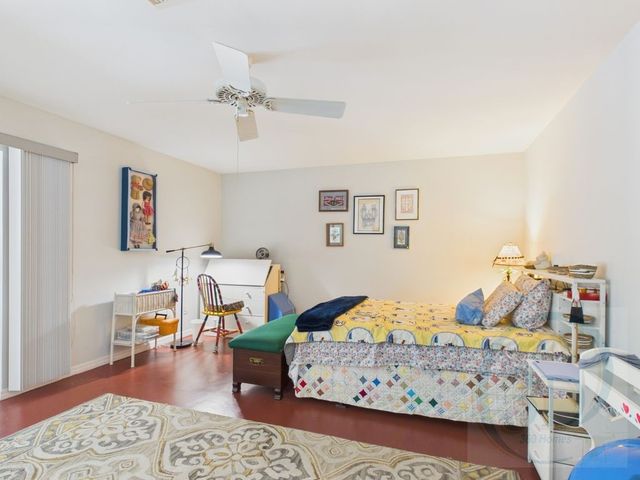 1070 47th Avenue SW, Vero Beach, FL 32968