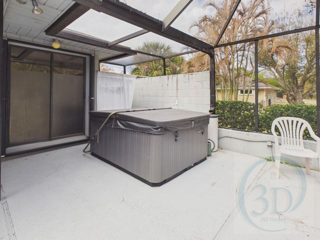 1070 47th Avenue SW, Vero Beach, FL 32968