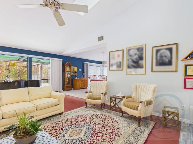 1070 47th Avenue SW, Vero Beach, FL 32968