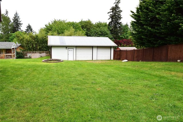 8611 Vistarama Avenue, Everett, WA 98208