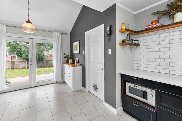 11006 Yucca DR, Austin, TX 78759