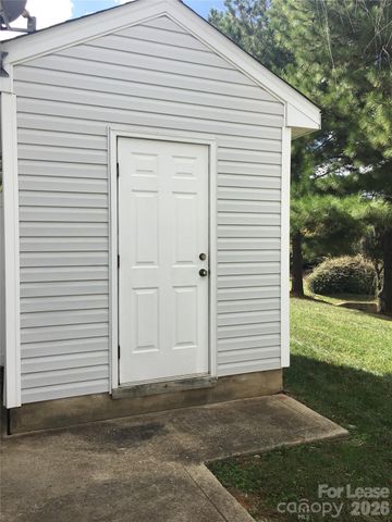 5320 Jocelyn Lane, Charlotte, NC 28269