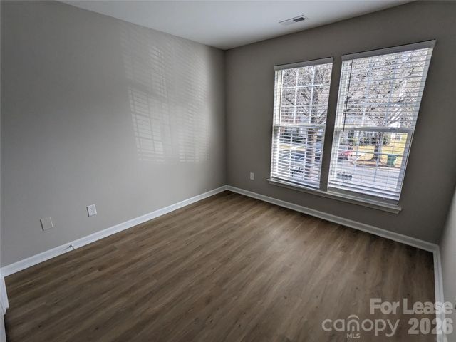 5320 Jocelyn Lane, Charlotte, NC 28269