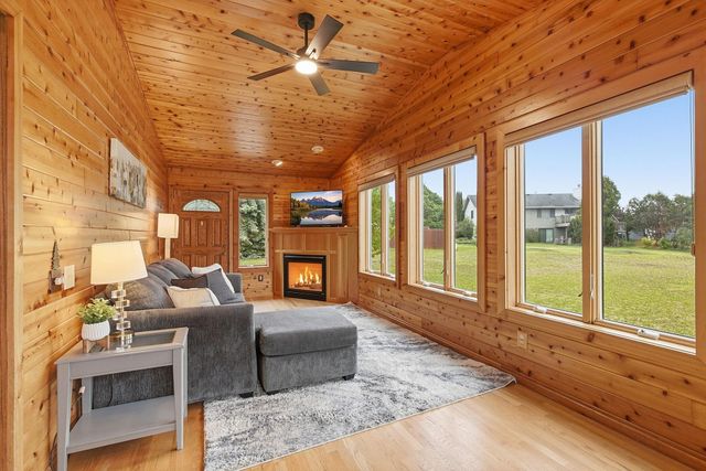 13183 Joppa Avenue S, Savage, MN 55378