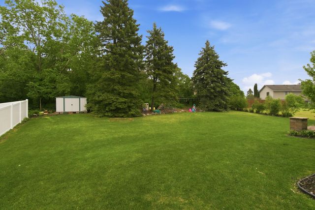 13183 Joppa Avenue S, Savage, MN 55378