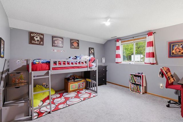 13183 Joppa Avenue S, Savage, MN 55378