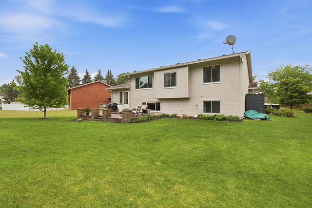 13183 Joppa Avenue S, Savage, MN 55378