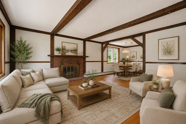 7 Hemlock Dr, Medway, MA 02053