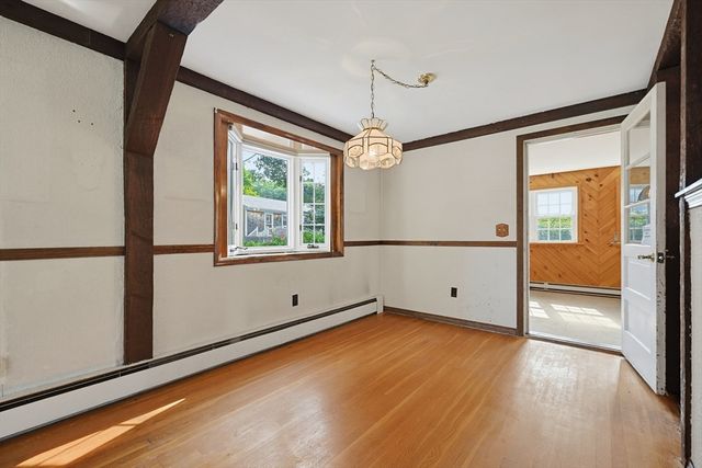 7 Hemlock Dr, Medway, MA 02053