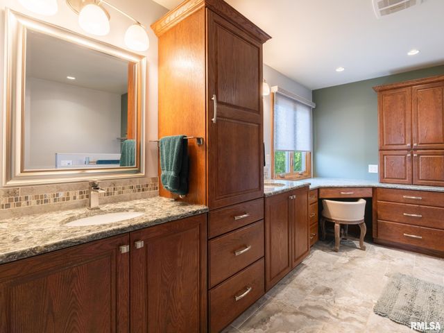 11220 N BROOKLYN Place, Dunlap, IL 61525