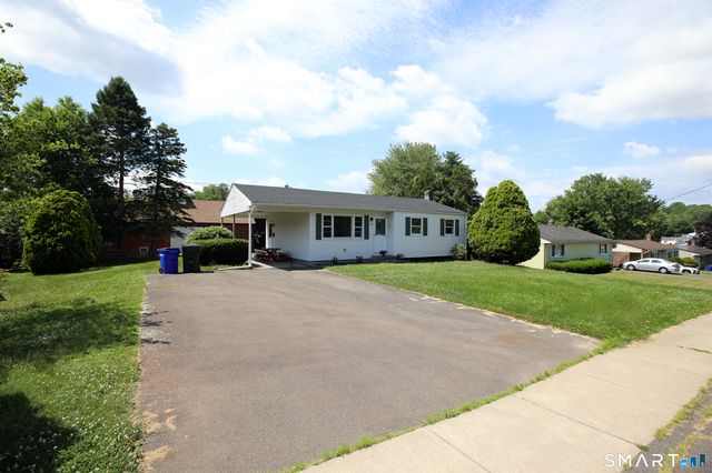 202 Reed Avenue, Windsor Locks, CT 06096