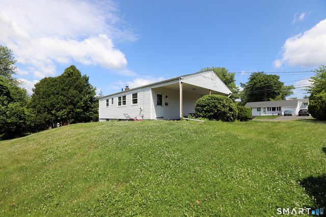 202 Reed Avenue, Windsor Locks, CT 06096
