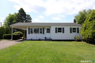 202 Reed Avenue, Windsor Locks, CT 06096